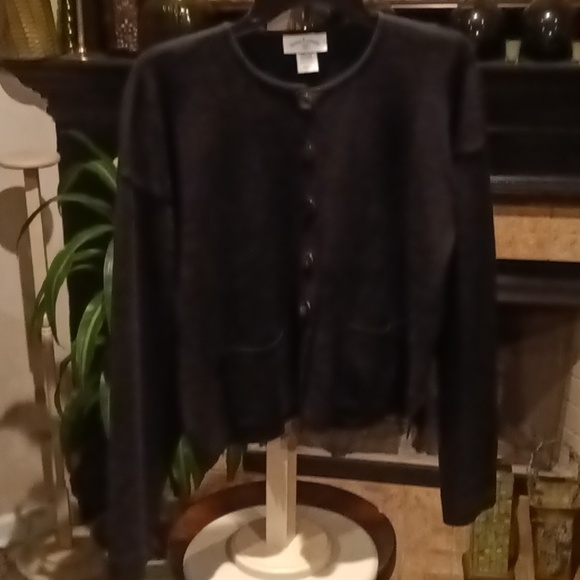 FINAL PRICE United Knitwear black l/s cotton sweater w side slits saggy pockets - Picture 5 of 14